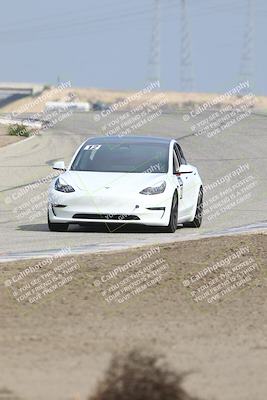 media/Oct-19-2025-Speed Ventures (Sun) [[a6e7fe67be]]/TC B/Session 2 (Outside Grapevine)/